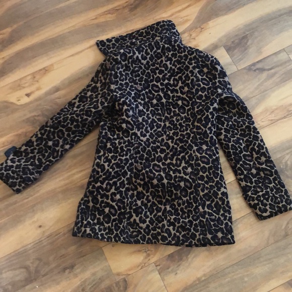 Cute jacket! - Picture 3 of 3